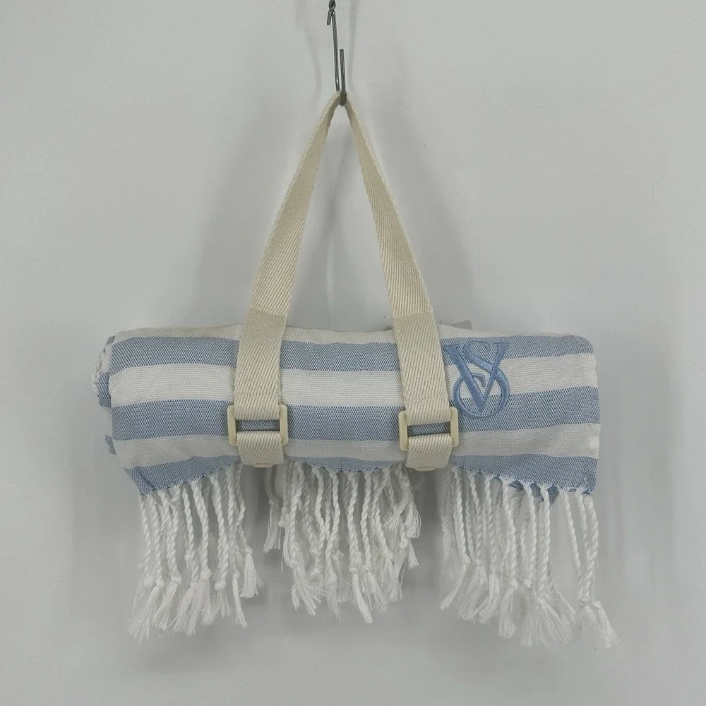 Victoria Secret Beach Blanket Blue White Stripe Fringe Tassels 34 x 64 Fold Up